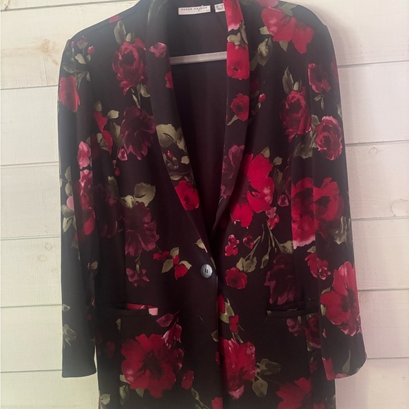 Susan Graver Floral Women's Blazer - Red and Black - Picture 3 of 10